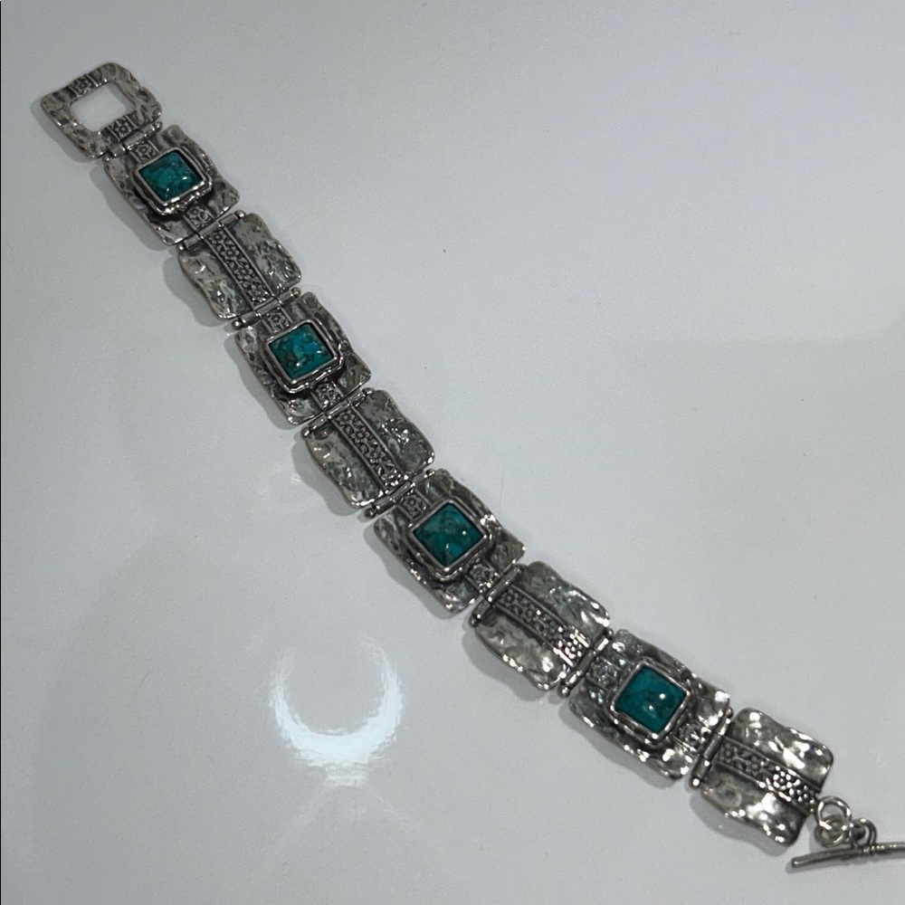 NWOT Hammered Link Sterling Silver Turquoise Gemstone Designer Bracelet